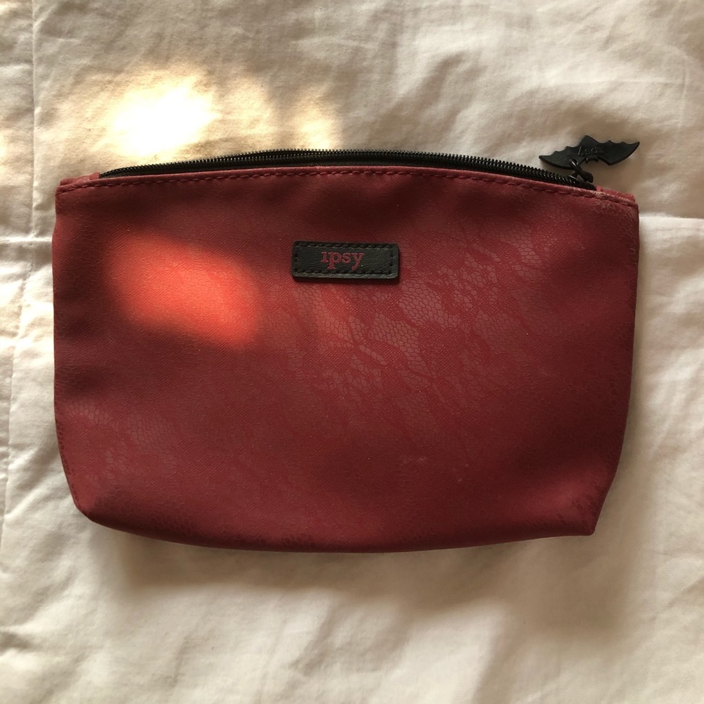 Ipsy makeup/travel bag